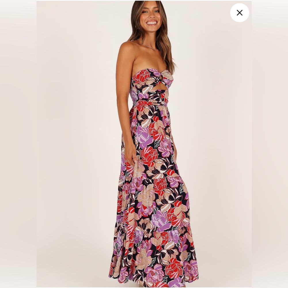 Brand new never been worn petal & pup Sarai dress size small